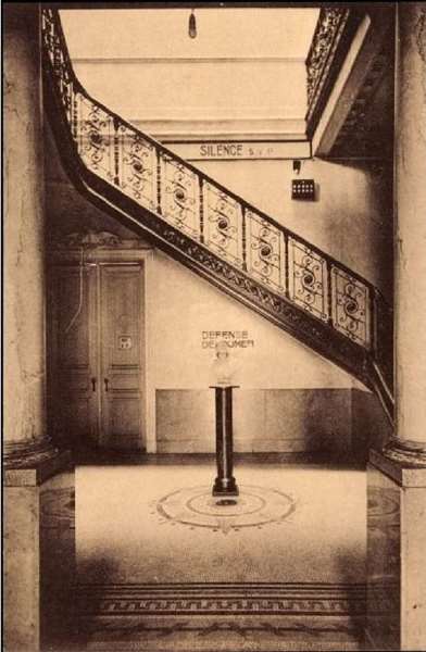 07 Escalier du hall