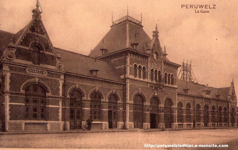 Gare façade (11)