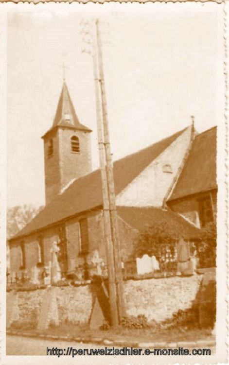 Eglise Saint-Michel  et le cimetère