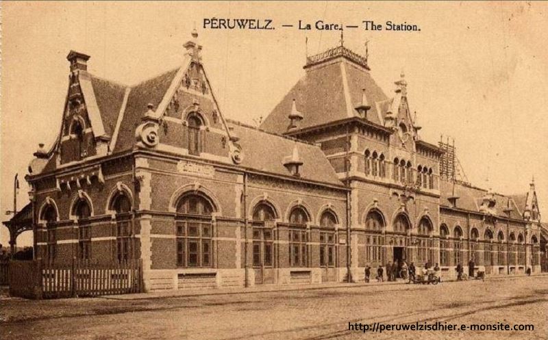 Gare façade (7)