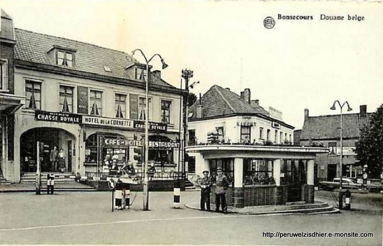 La Douane et l'Hôtel de la Cornette (0)