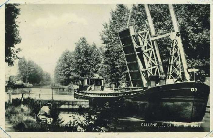 Pont-levis sur l'ancien canal (2)