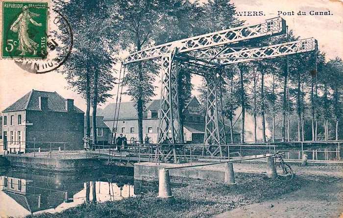Pont-levis sur l'ancien canal (8)